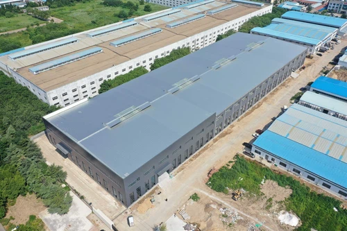 Teräsrakenteen tehdasrakennus valmistui.