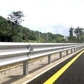 Moottoritieturvallisuus galvanoidusta teräksestä suojakaide